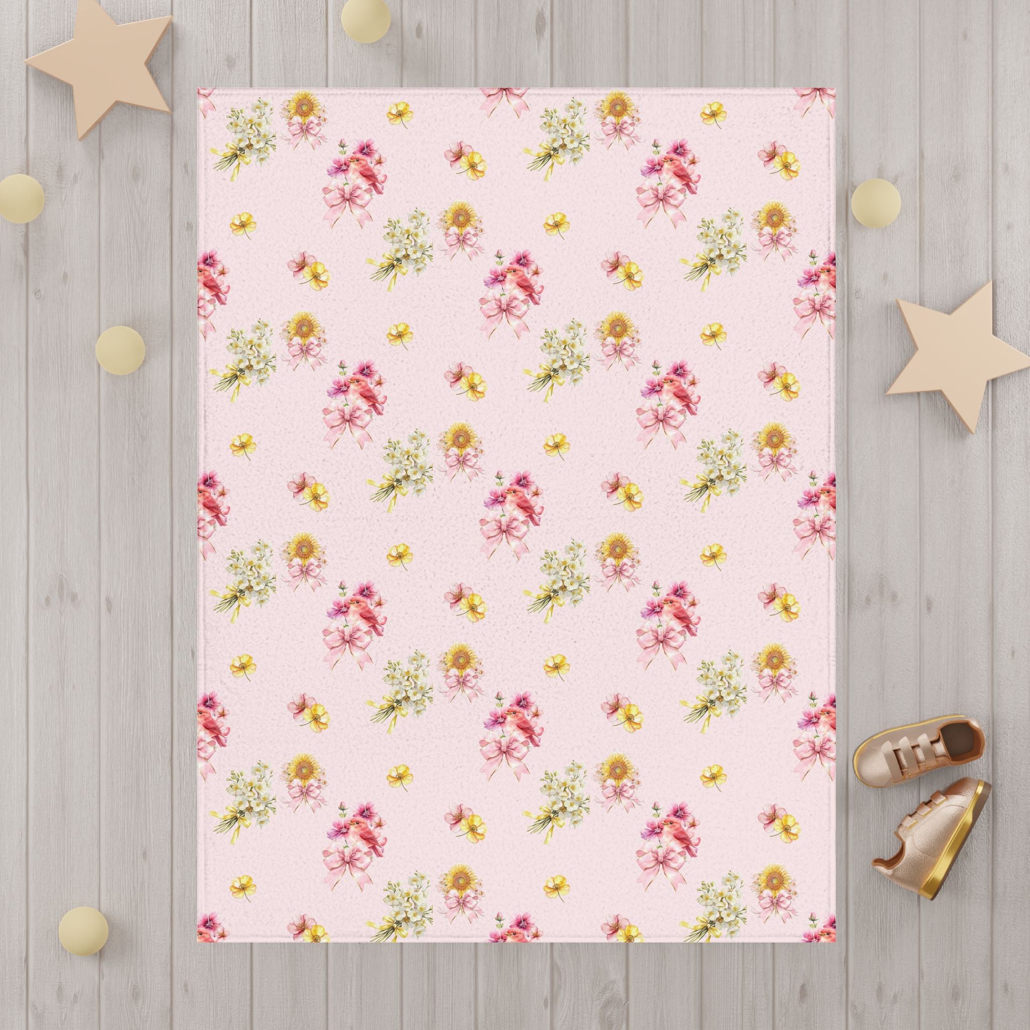 Vintage Floral Pattern Toddler Blanket | Pink Roses & Daisies